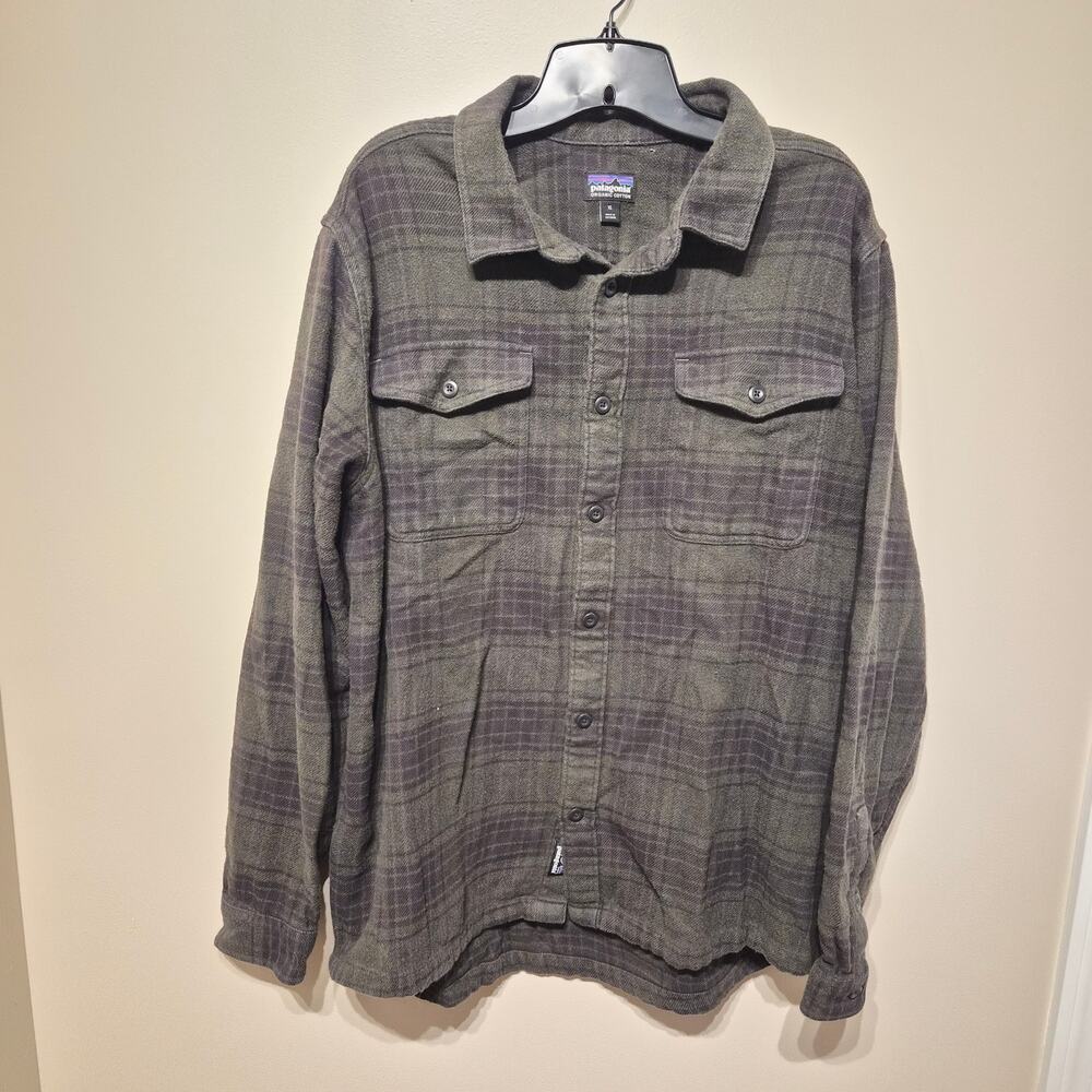 Patagonia XL Men's Long Sleeve Fjord Flannel Button Down Shirt Dark Green Gray